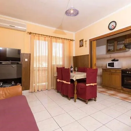 아파트 Orlic Vinišće