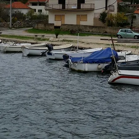 Orlic 아파트 Vinišće